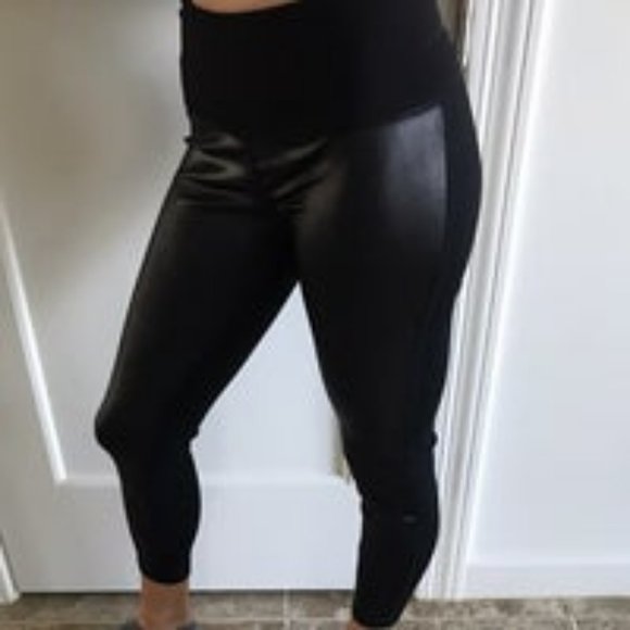 Faux Leather Black Leggings L - Picture 7 of 7